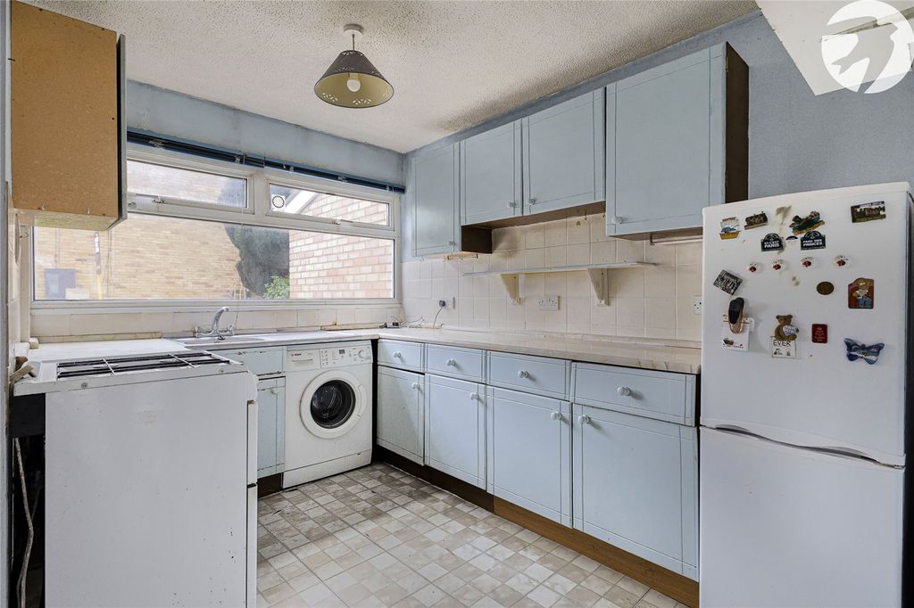 Property photo 2 of 18 Picture No. 05