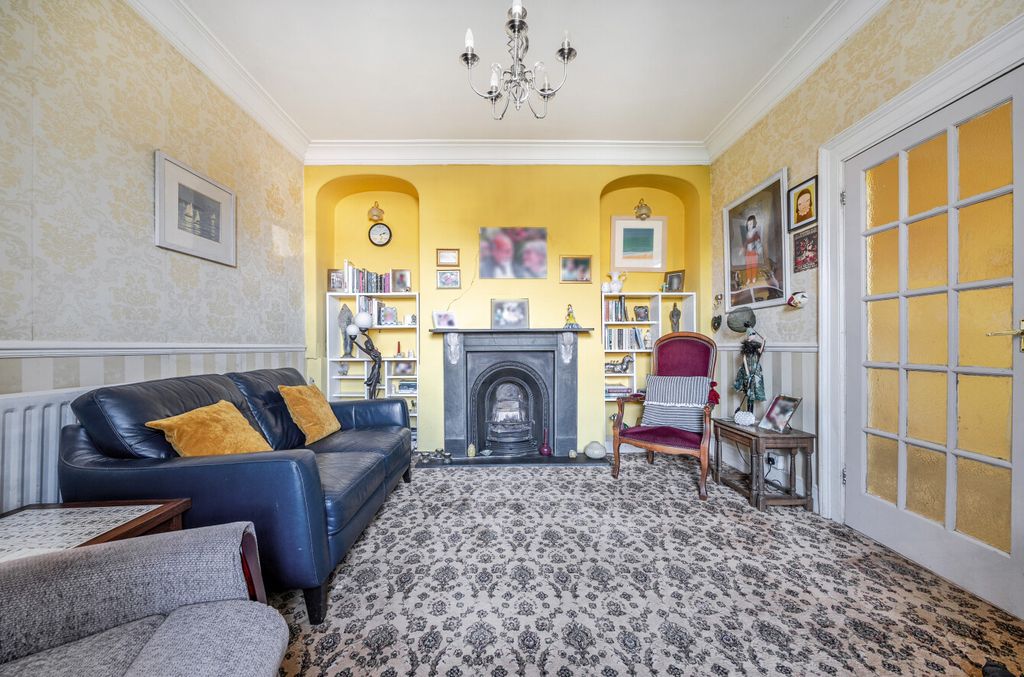 Property photo 2 of 20 1473020-12-6A2946...