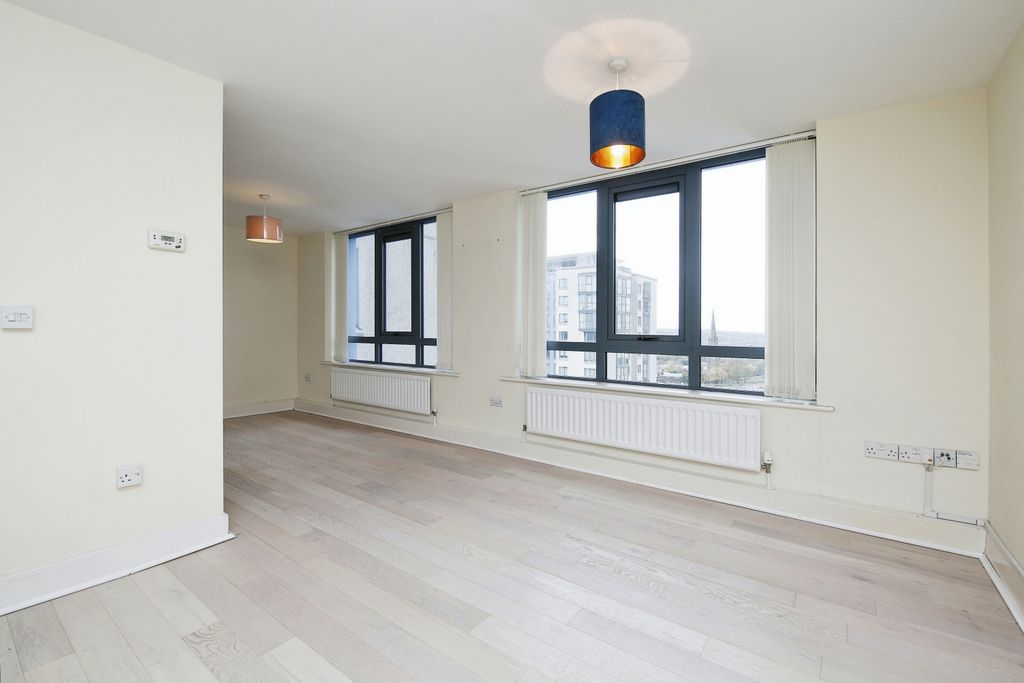 Property photo 1 of 15 Photography