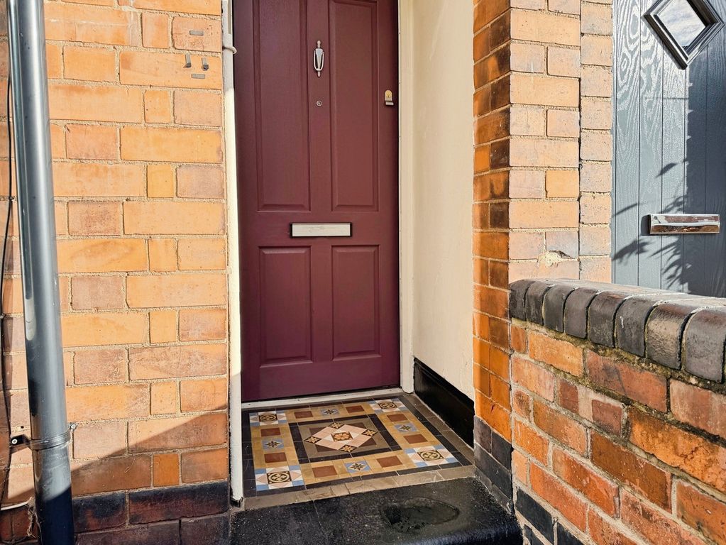 Property photo 2 of 19