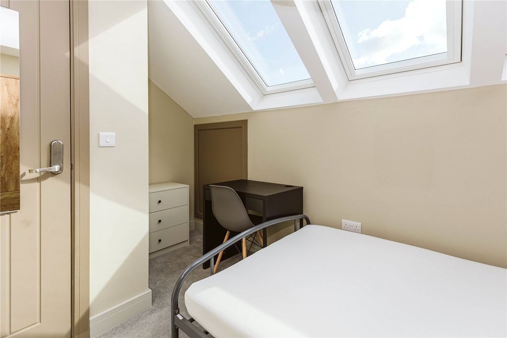 Property photo 2 of 7 Picture No. 07