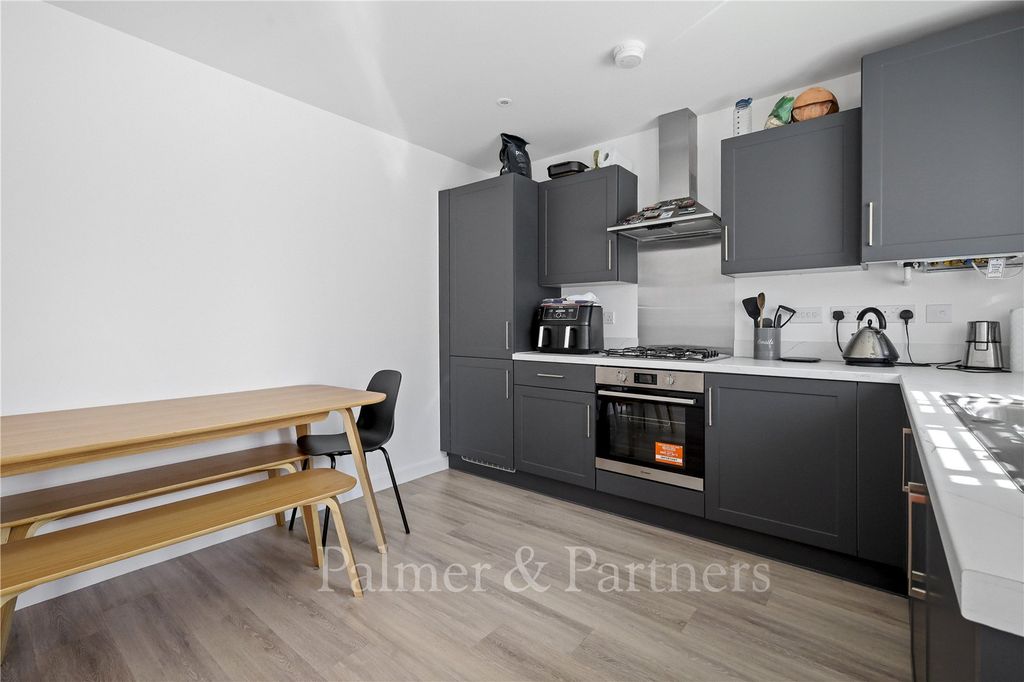 Property photo 3 of 13 Kitchen Diner