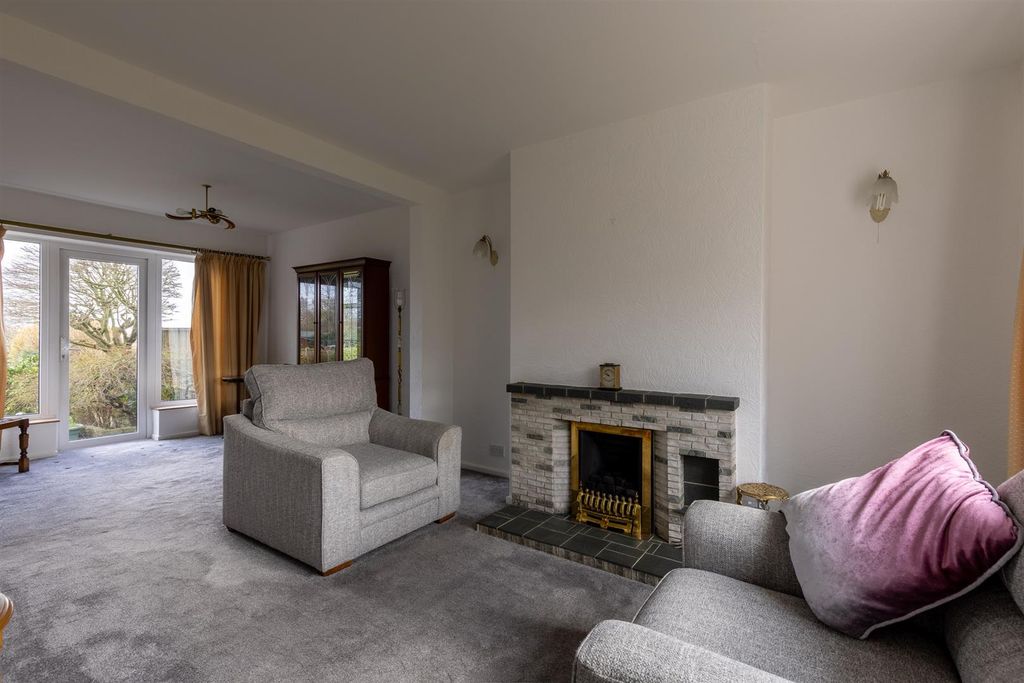 Property photo 3 of 21 68Highfielddrive-6.Jpg