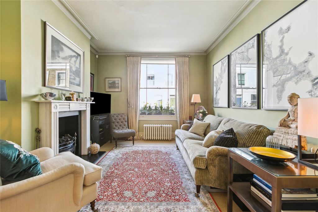 Property photo 2 of 18 Drawing Room