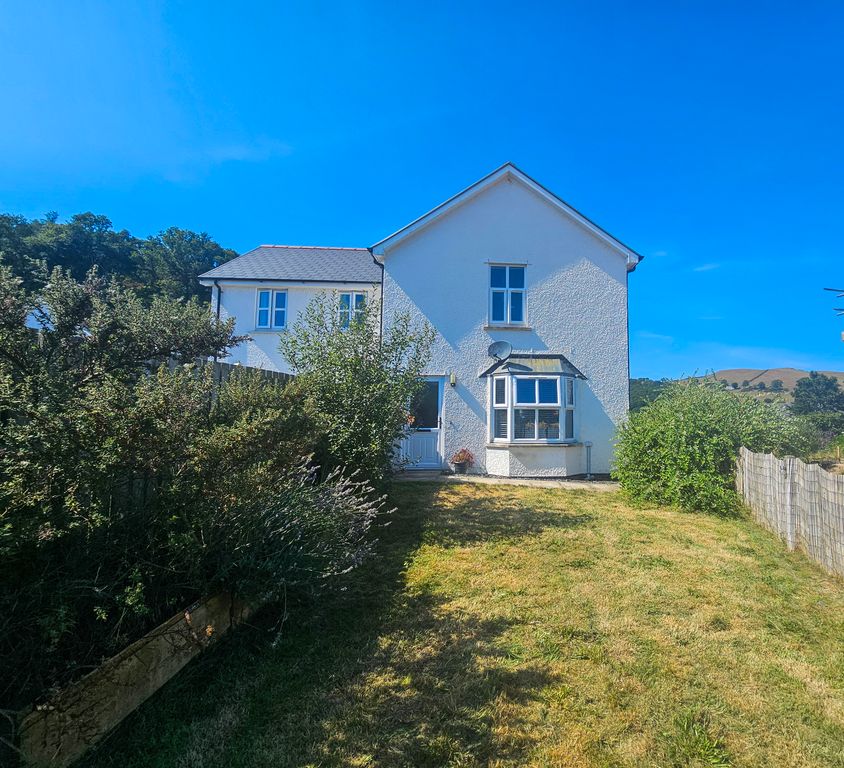 Property photo 1 of 17 4-20250822_140327