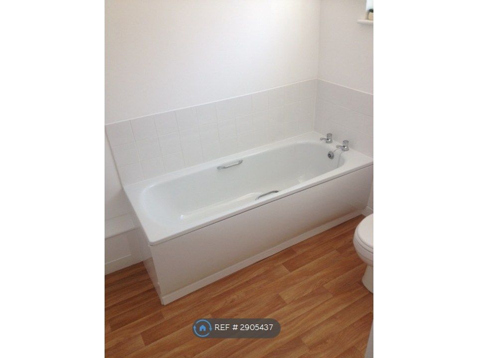 Property photo 2 of 4