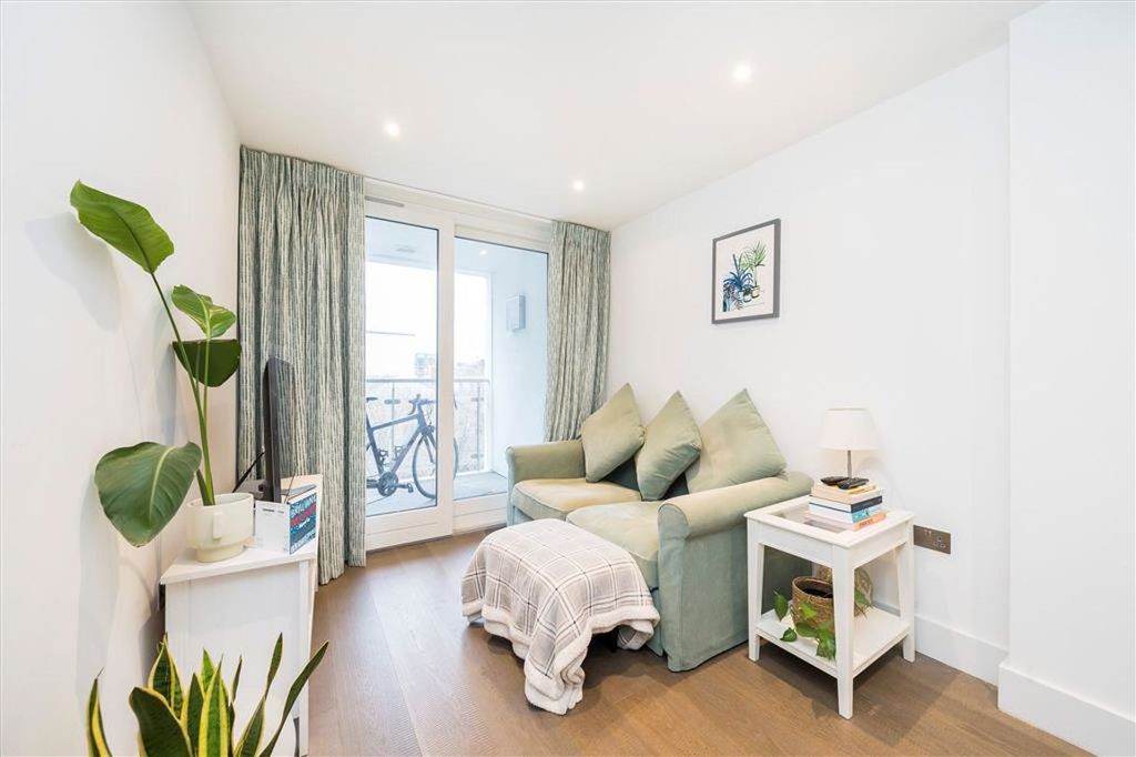 Property photo 2 of 6