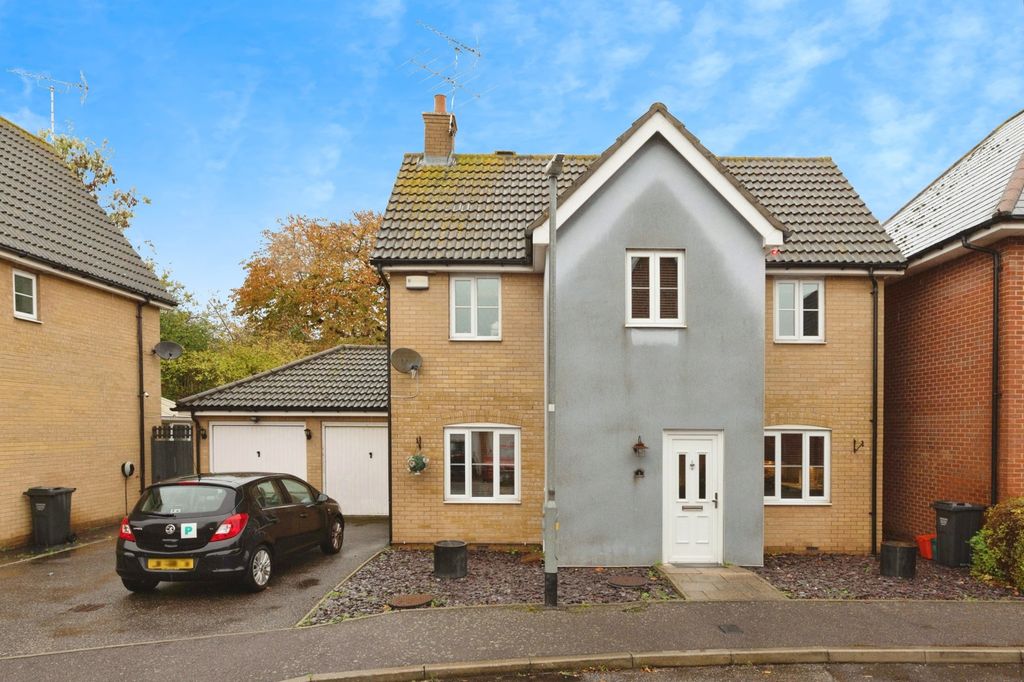 Property photo 2 of 16 Photo