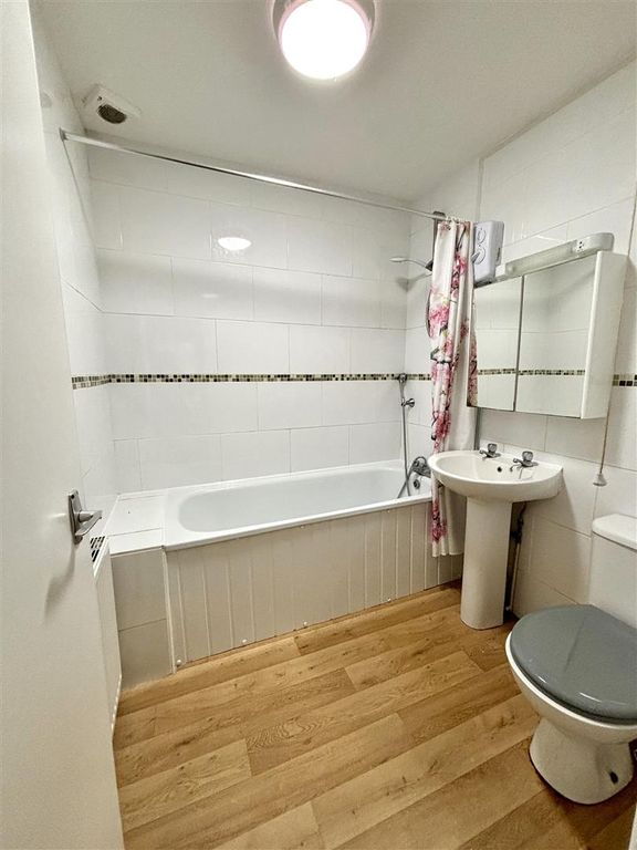 Property photo 3 of 11 Img_2004.Jpg