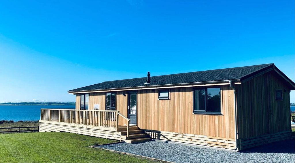 Property photo 1 of 16 Lodge