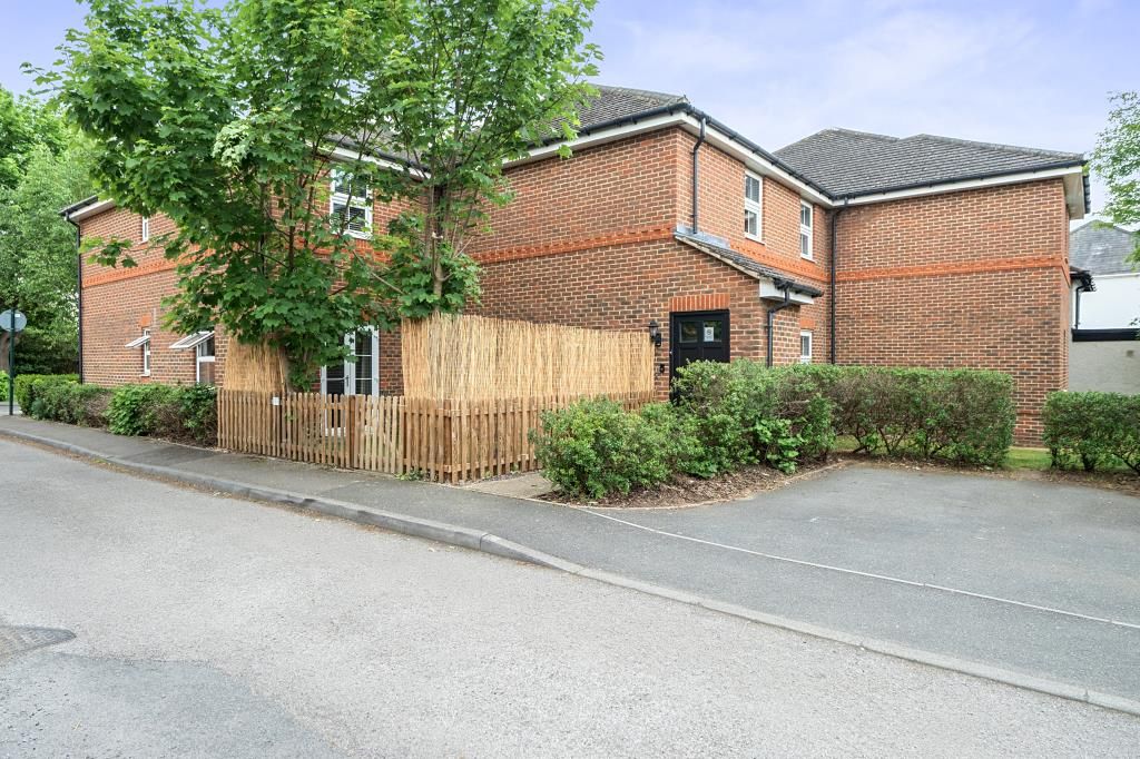 Property photo 1 of 20 External View