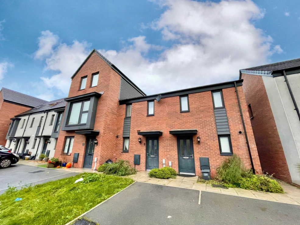 Property photo 1 of 9