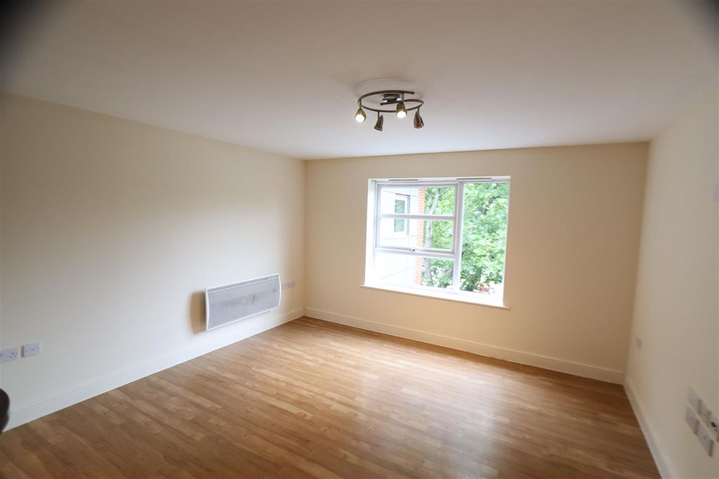 Property photo 2 of 13 Img_0757.Jpg