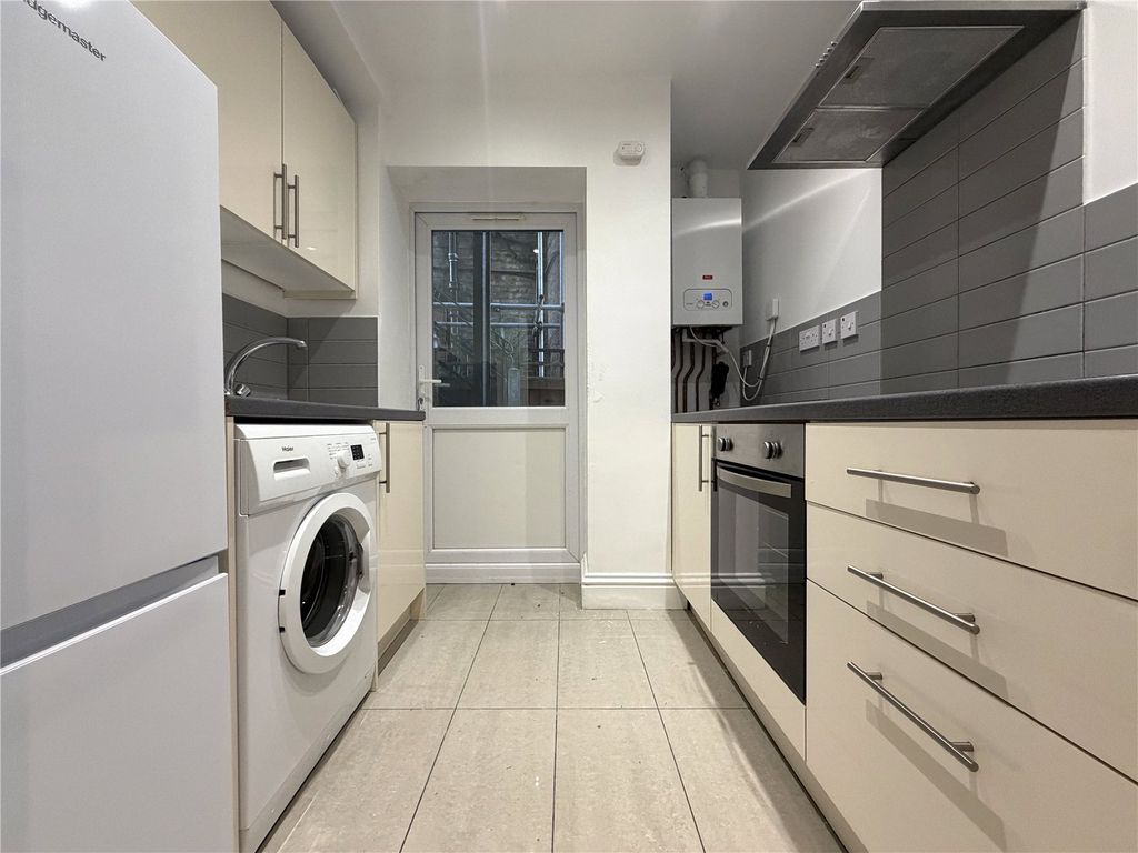 Property photo 3 of 10 Picture No. 03