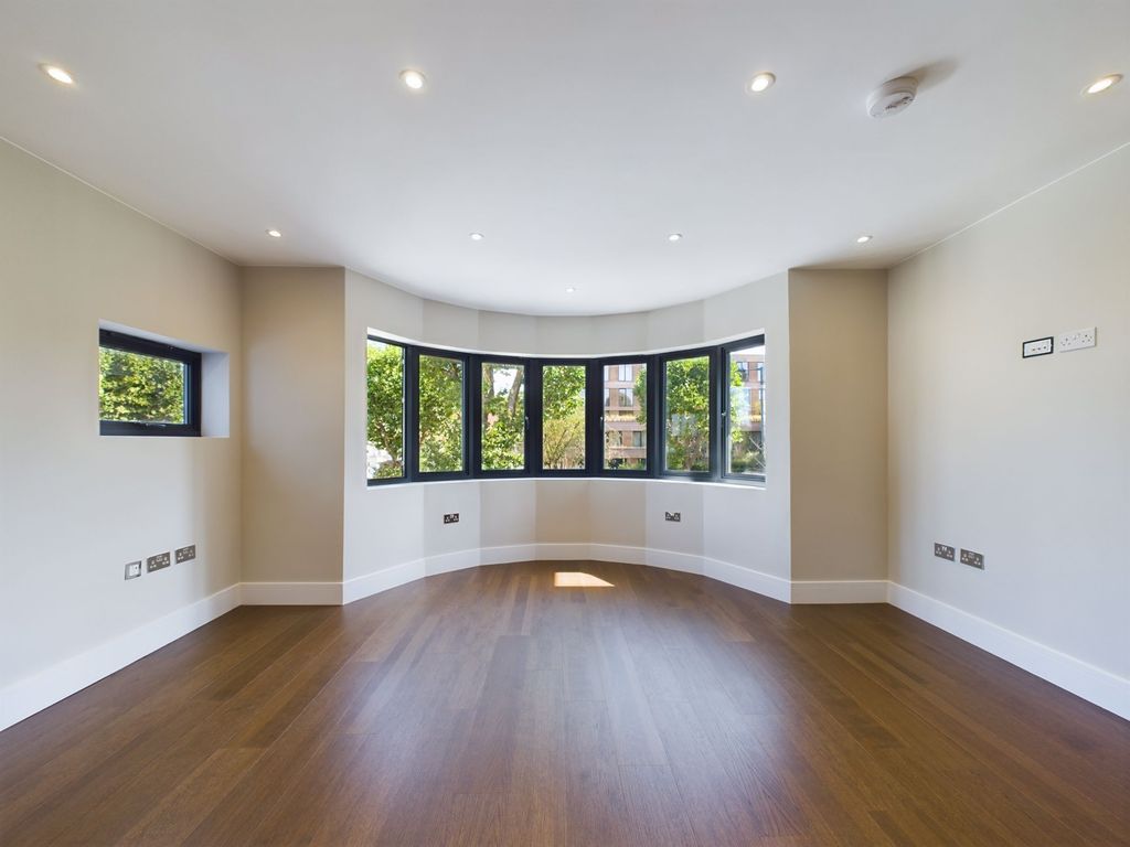 Property photo 1 of 12 Living Area