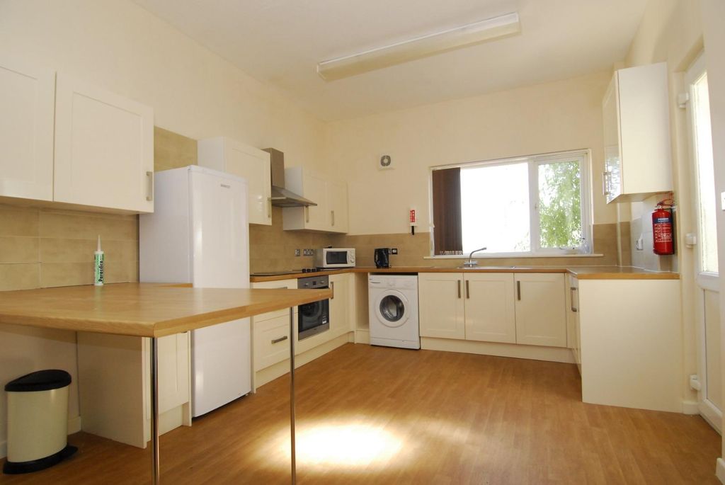 Property photo 1 of 5 7Bdc8Ae1-E191-4c24-B124-6E4d5002Eb1c.Jpg