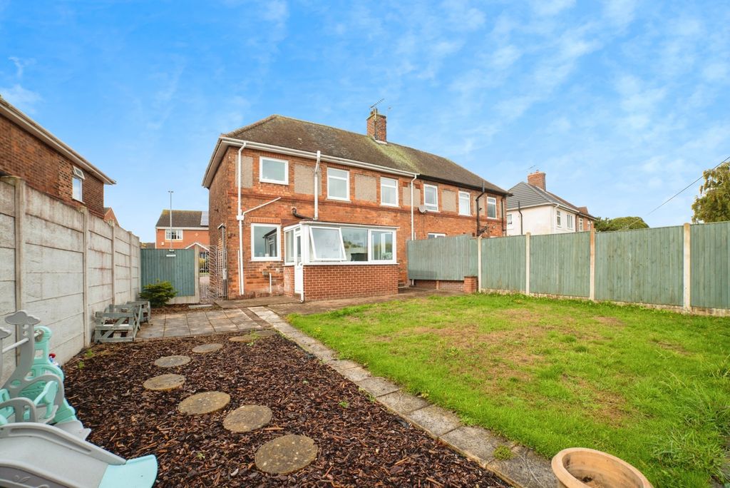 Property photo 1 of 17 Garden