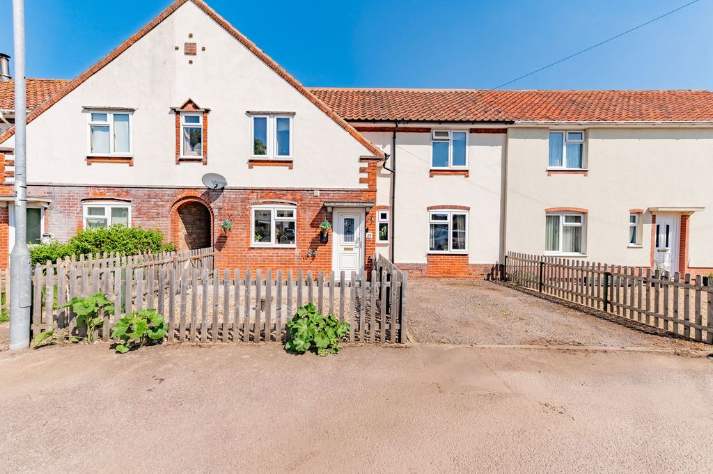 Property photo 1 of 23