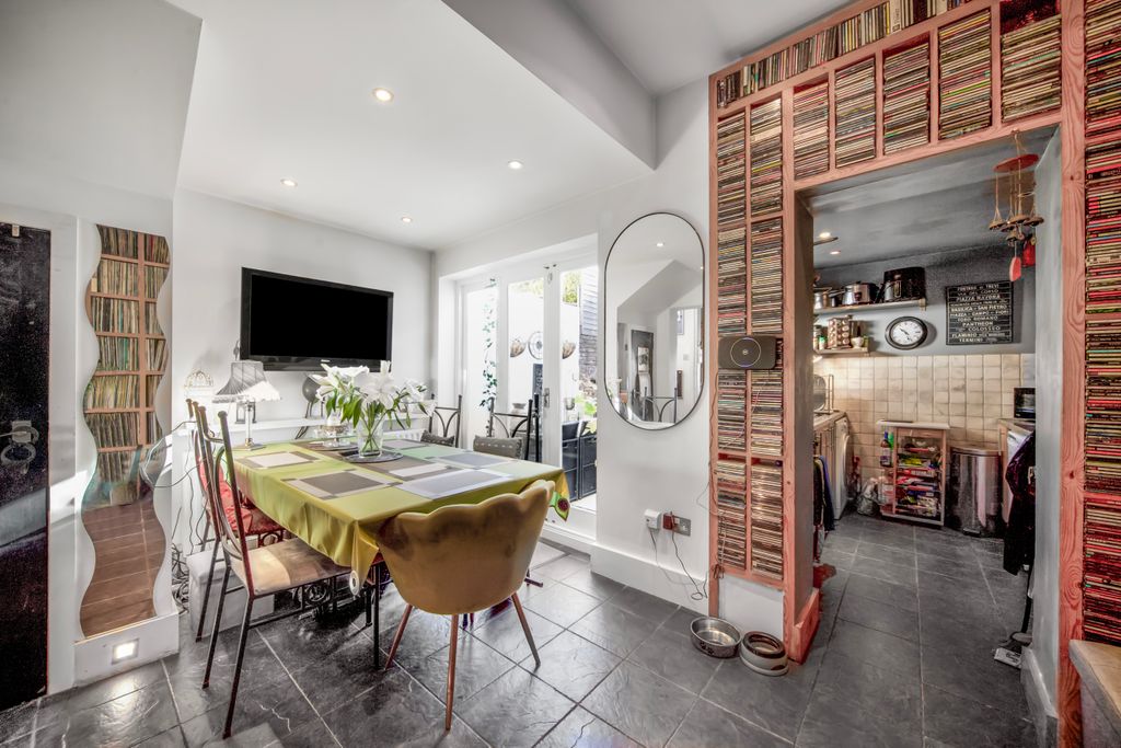 Property photo 1 of 16 Dining Area