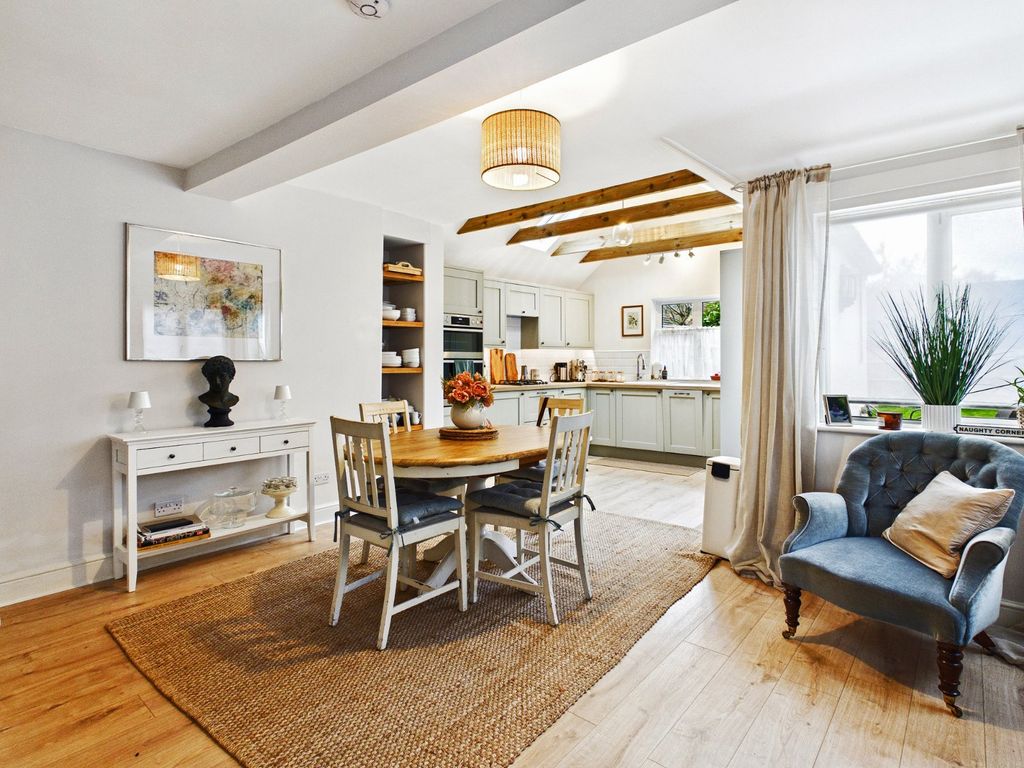 Property photo 2 of 15 Dining Room