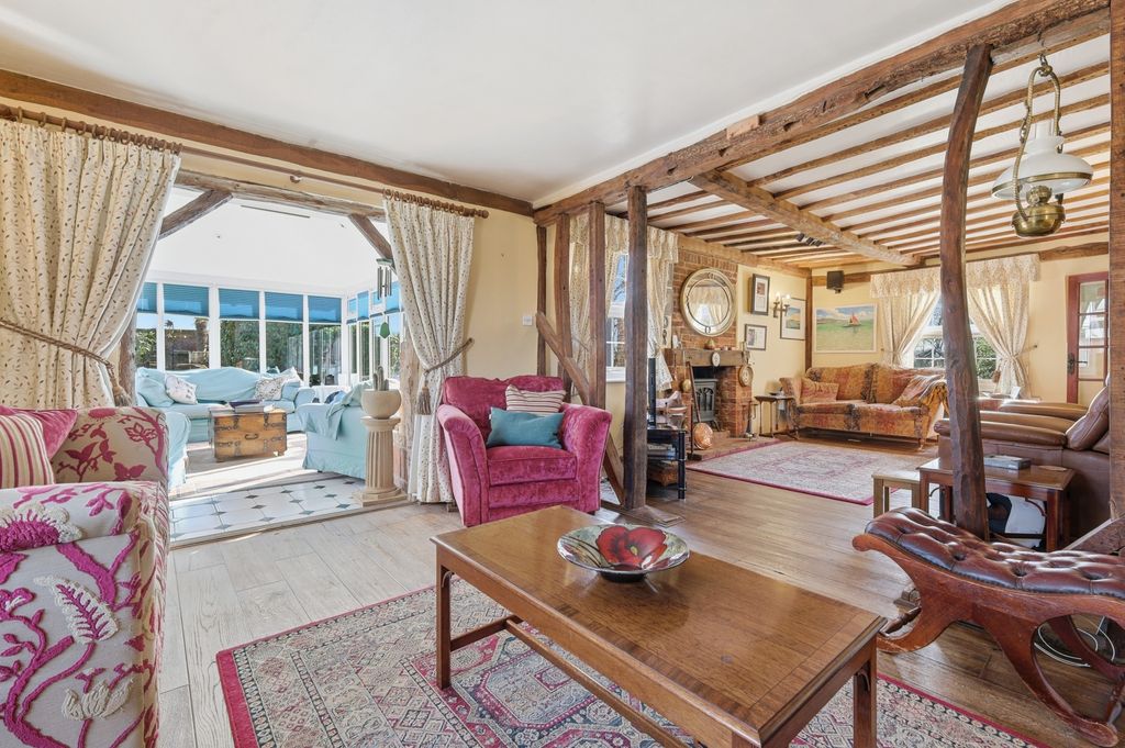 Property photo 3 of 29 Main Reception