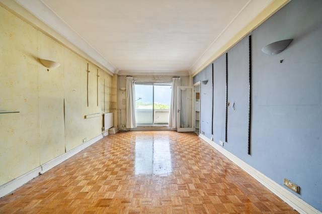 Property photo 3 of 19 Reception Room