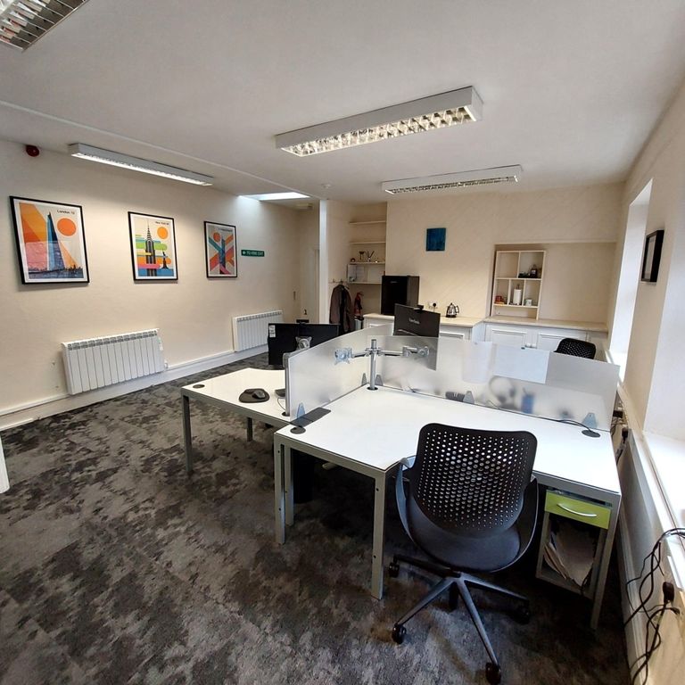 Property photo 3 of 5