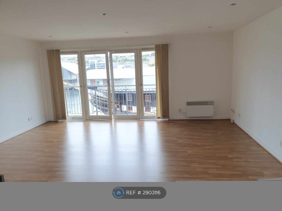 Property photo 1 of 13 Open Plan Living Room