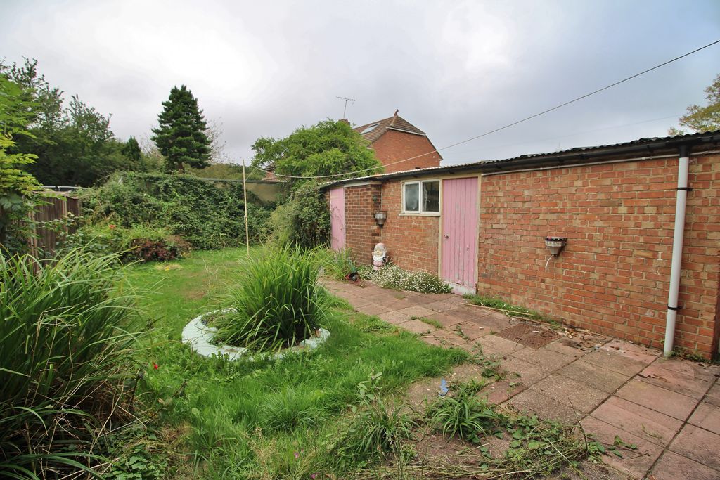 Property photo 2 of 10