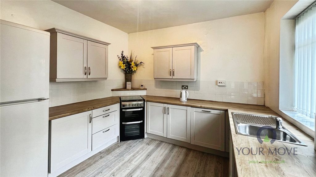 Property photo 2 of 8 Picture No. 04