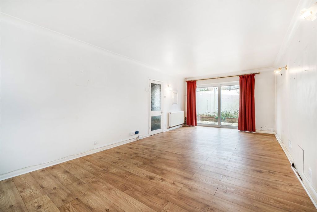 Property photo 2 of 4