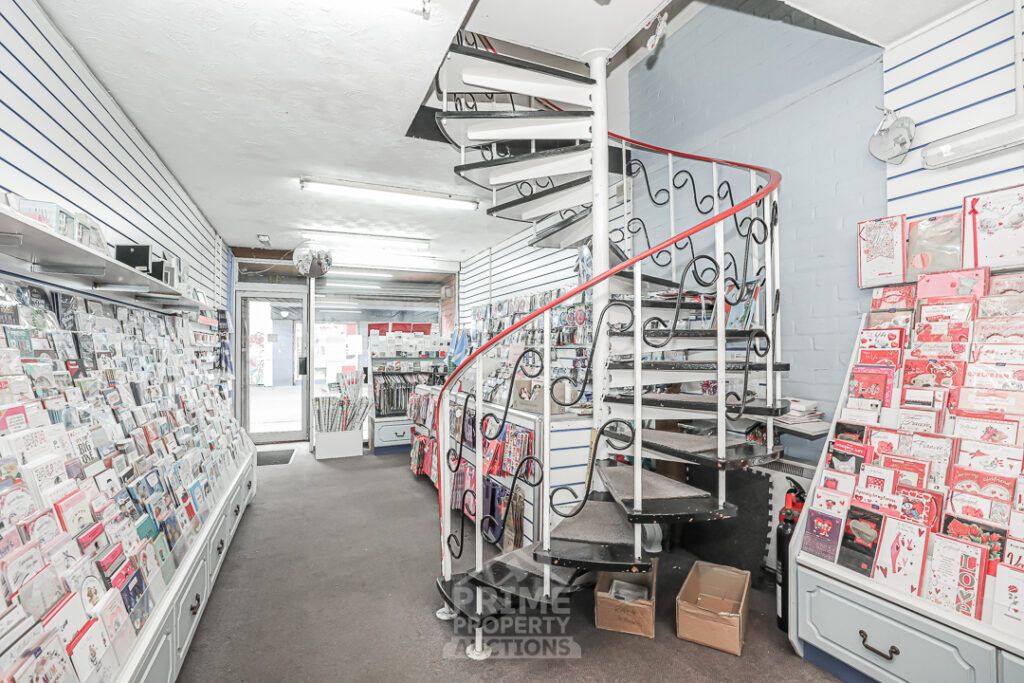 Property photo 2 of 11