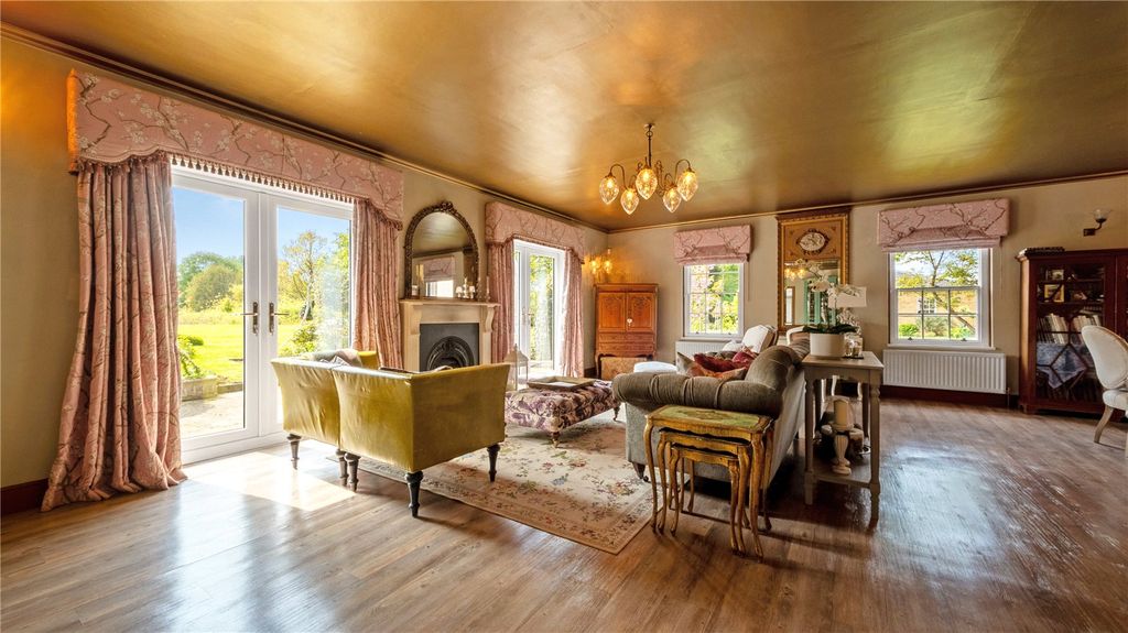 Property photo 2 of 36 Picture No. 02