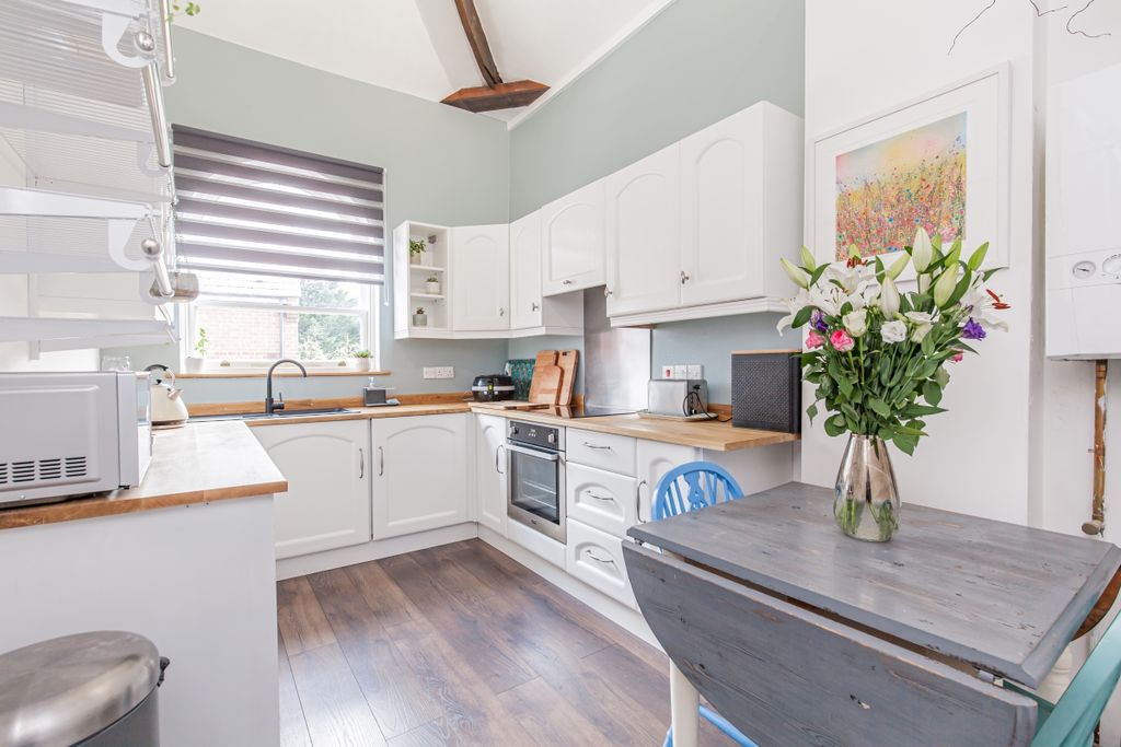 Property photo 2 of 5 174643