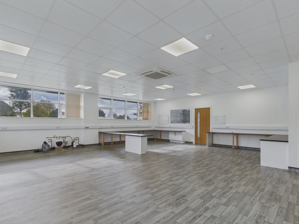 Property photo 2 of 11 Photo 2