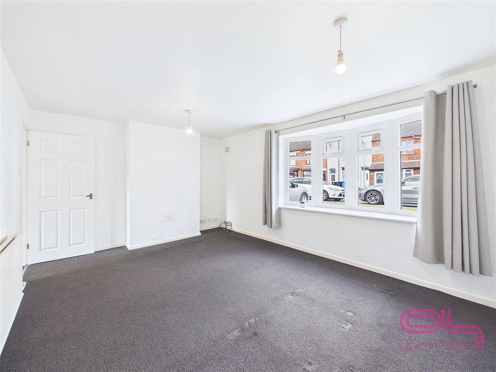 Property photo 3 of 18 Grange Street, Burton Upon Trent (2).Jpg