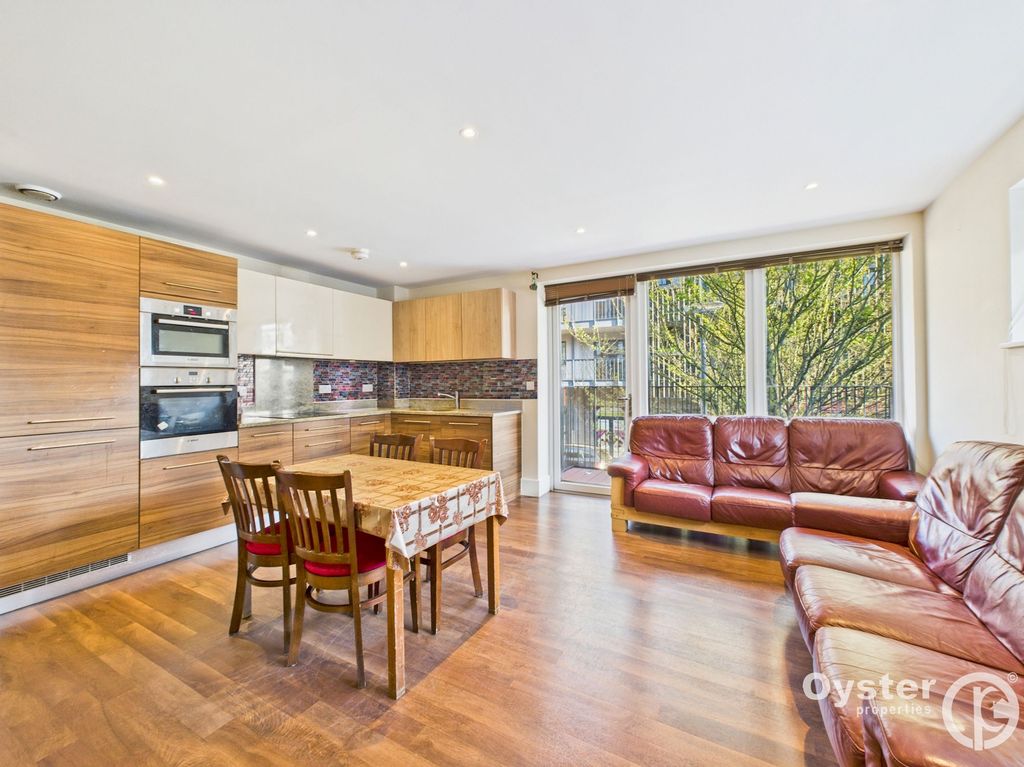 Property photo 2 of 14 Reception