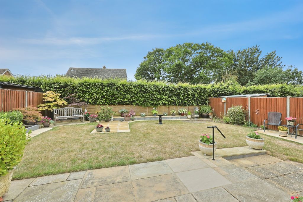 Property photo 2 of 19