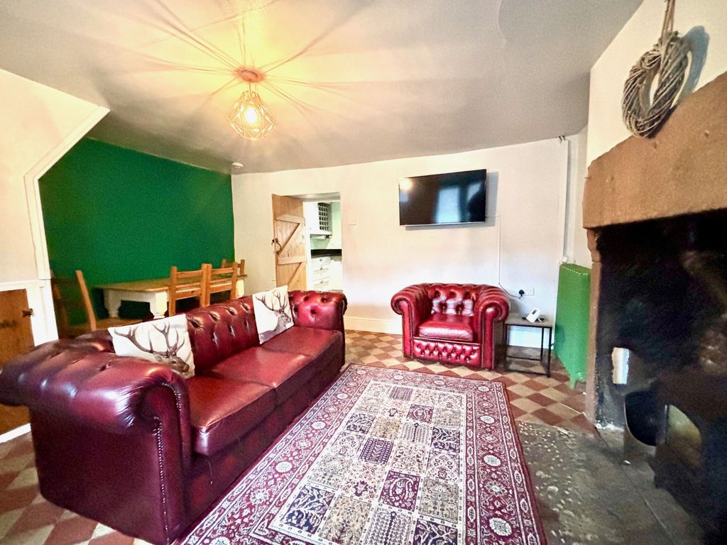 Property photo 3 of 14