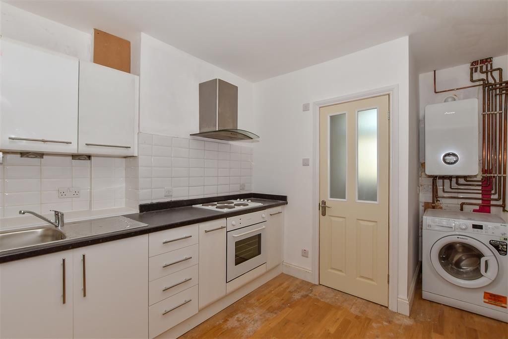 Property photo 1 of 9 Kitchen