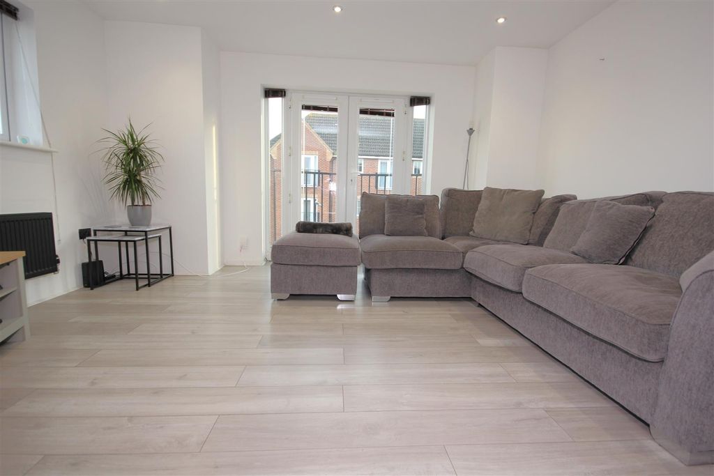 Property photo 2 of 12 Img_6027.Jpg