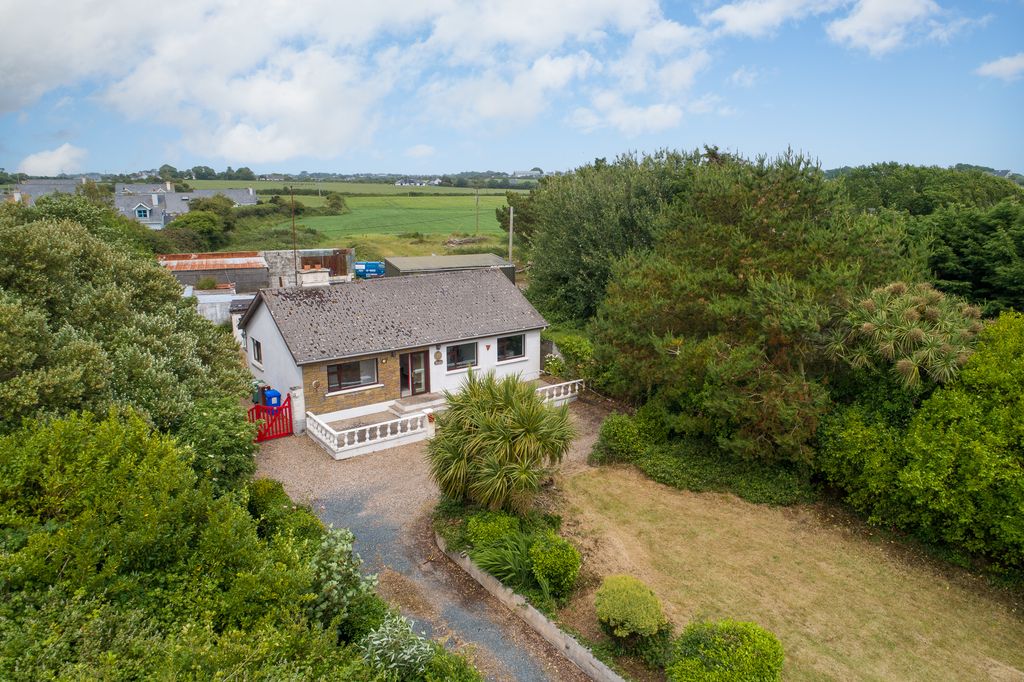 Property photo 2 of 30