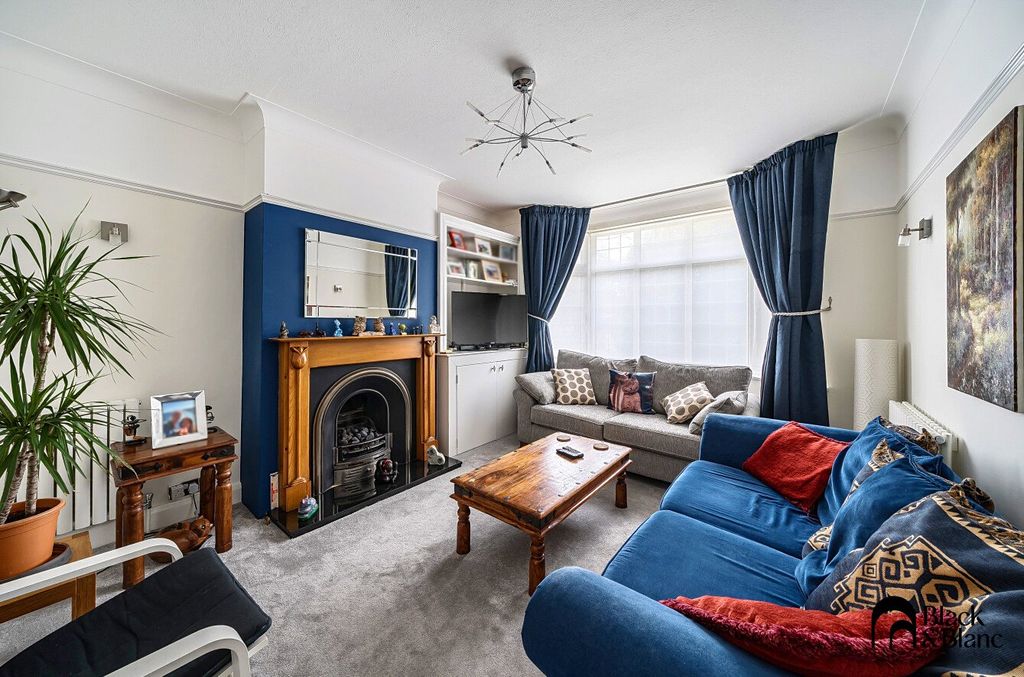 Property photo 2 of 21 Reception Room