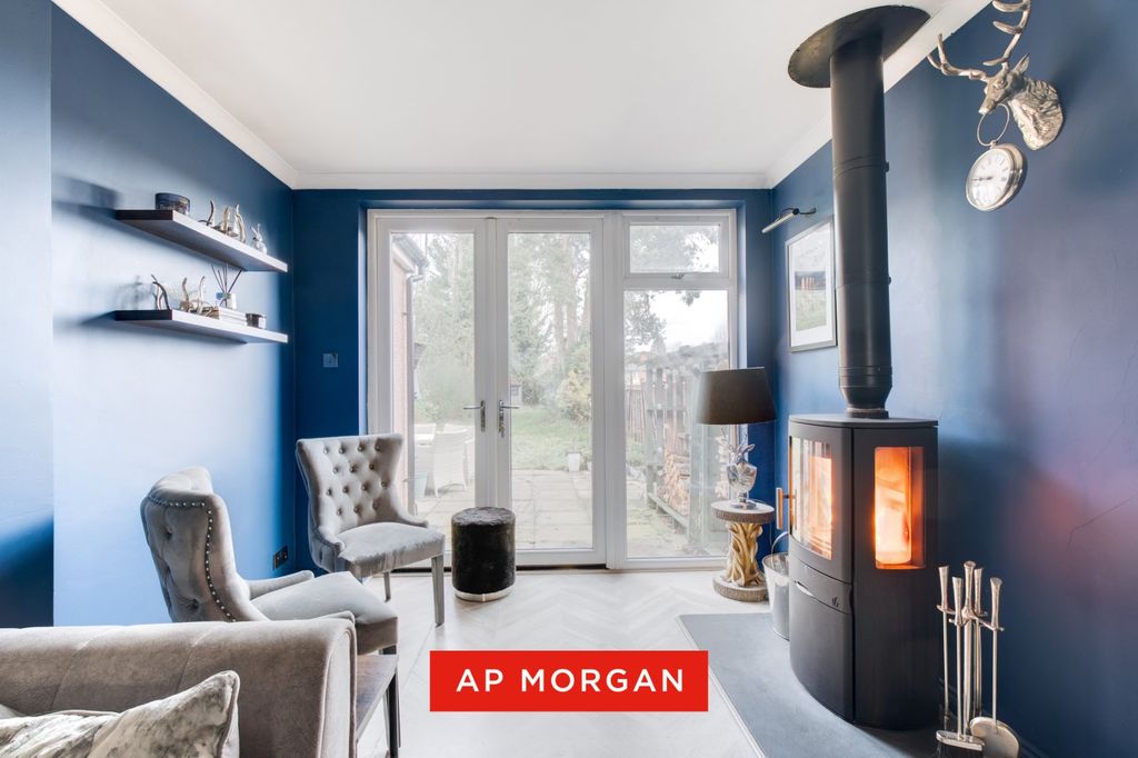 Property photo 2 of 25 Picture No. 04