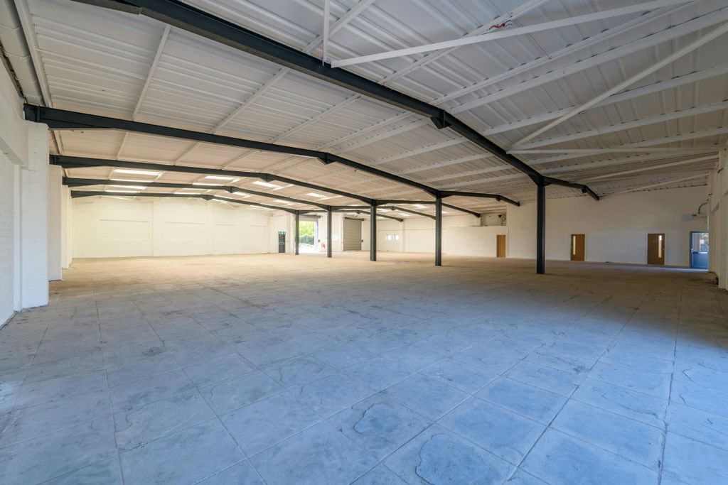 Property photo 2 of 6 d2Fe3711-Aeea-4c22-Aa3A-7Da9Ecda5774.Jpg