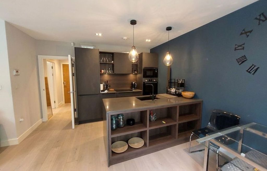 Property photo 1 of 9 Kitchen