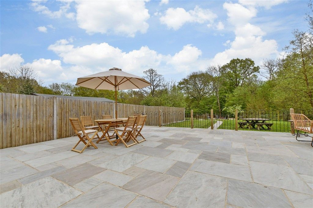Property photo 1 of 18 Patio / Decking