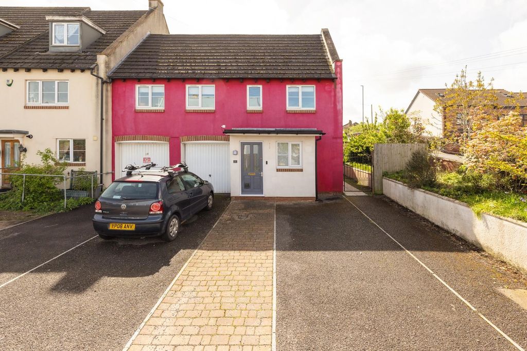 Property photo 2 of 28 Char0483.Jpg