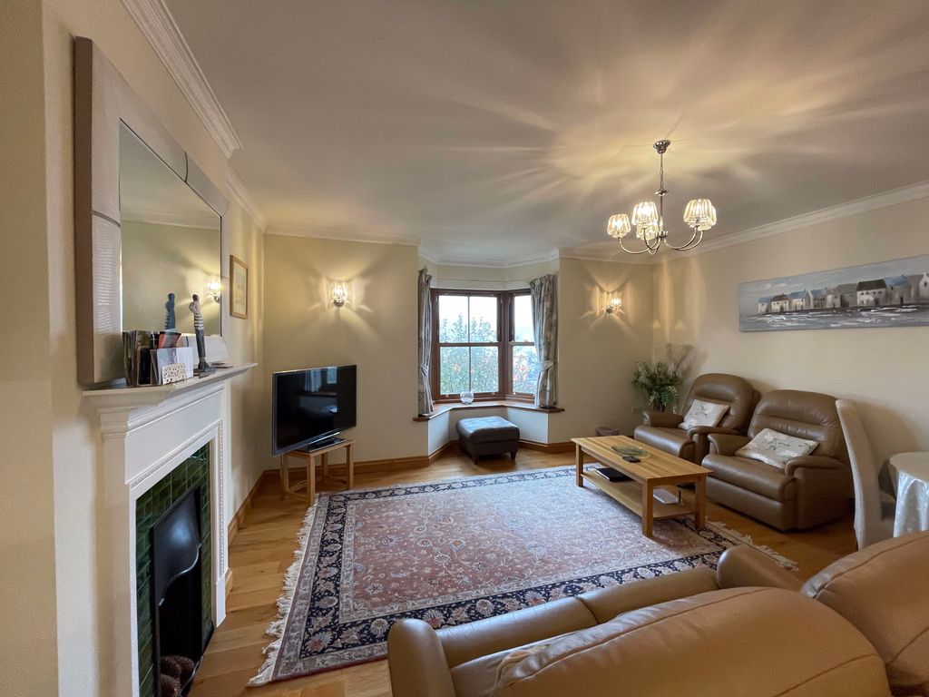 Property photo 3 of 8 Photo 3