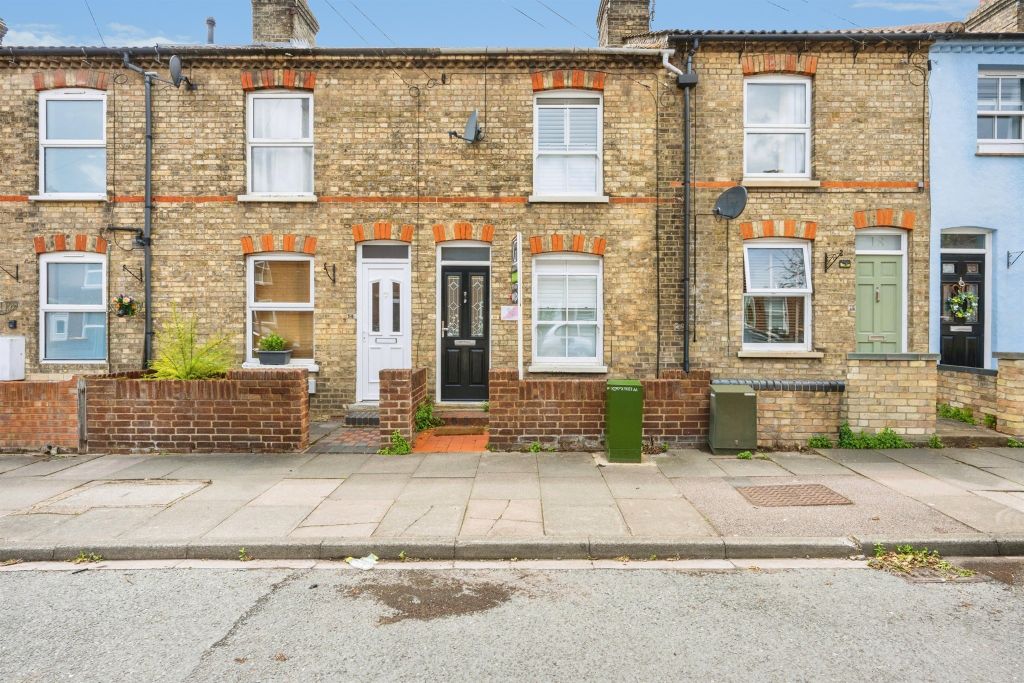 Property photo 1 of 12